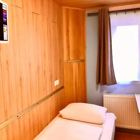 Andefu Am Kantpark 3* Duisburgo