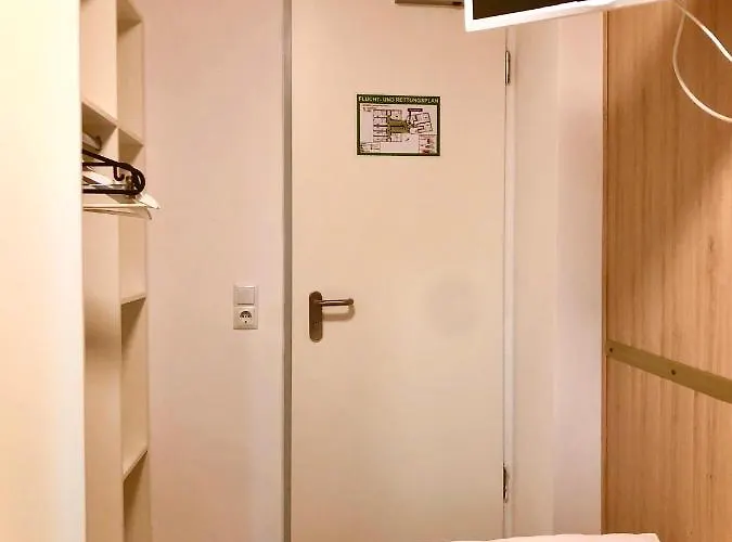 Andefu Am Kantpark מלון 3*